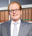 Rechtsanwalt  Dr. Gerold Papsch