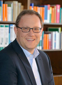 Rechtsanwalt und Notar   Lars Brettschneider