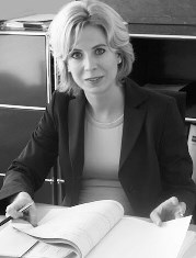 Rechtsanwältin   Petra Zengerling